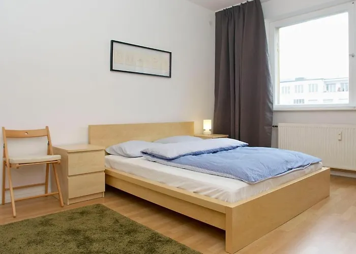 Bearlincity - Center West * Berlin